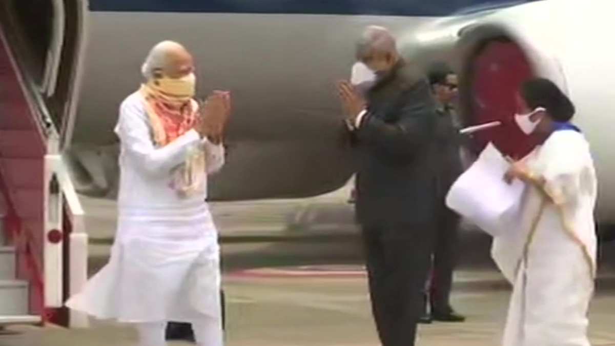 PM Modi reaches West Bengal