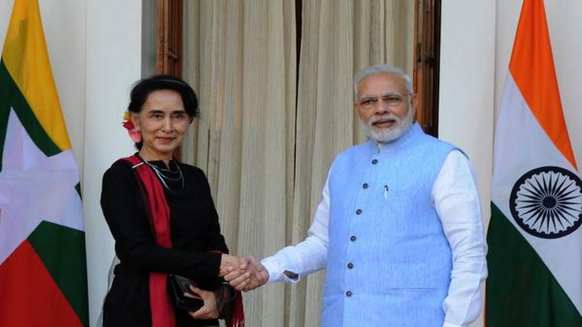 Aung San Suu Kyi (Left), PM Narendra Modi (Right)