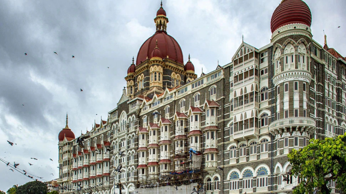 Mumbaiâ€™s Taj Hotel to high alert after Pakâ€™s threat call - NewsX