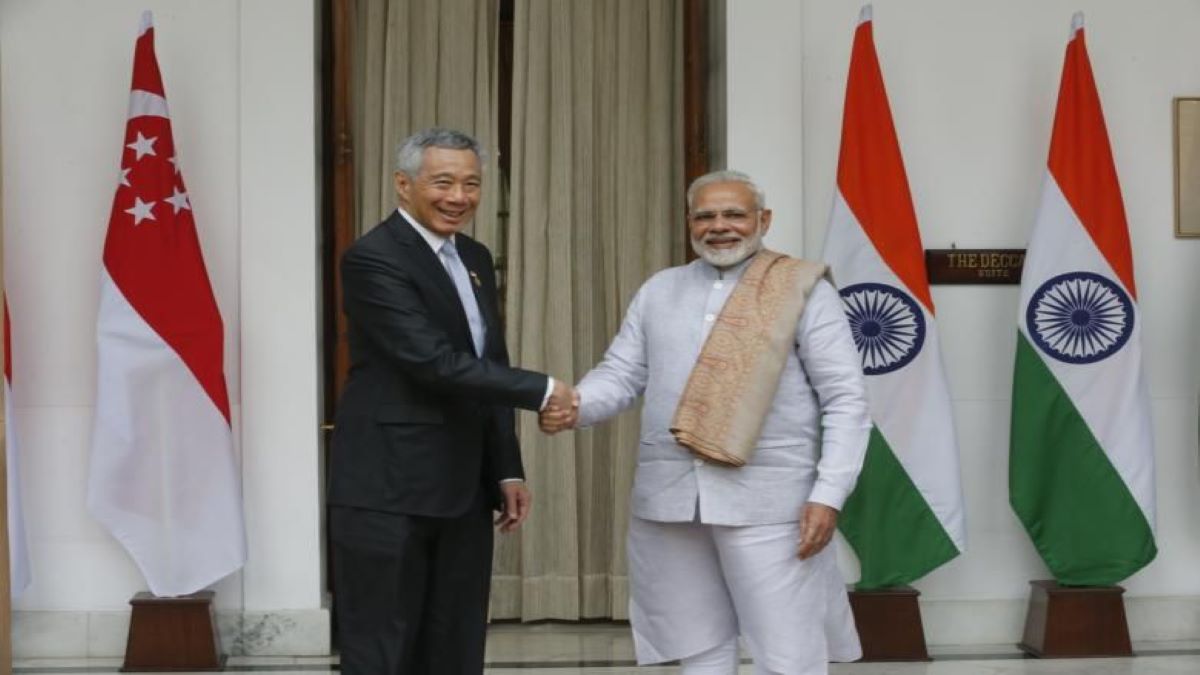PM Modi with Singapore PM Lee Hsien Loong