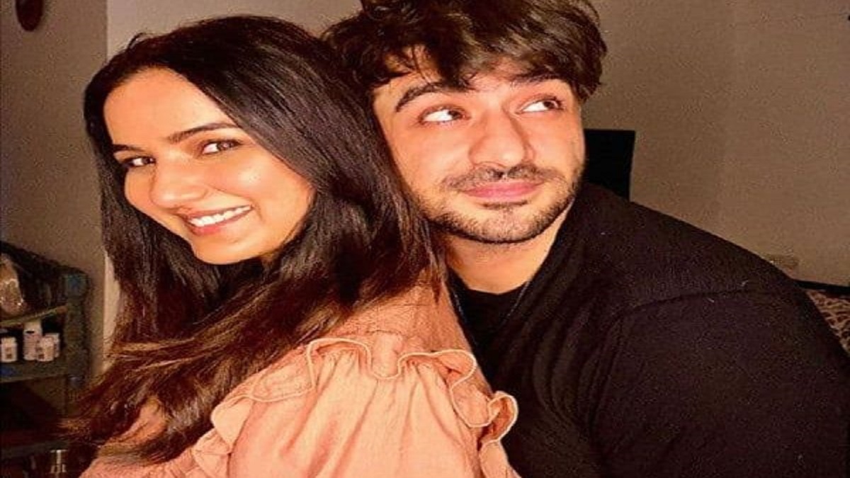 Reunited in Bigg Boss 14, rumoured couple Jasmin Bhasin and Aly Goni