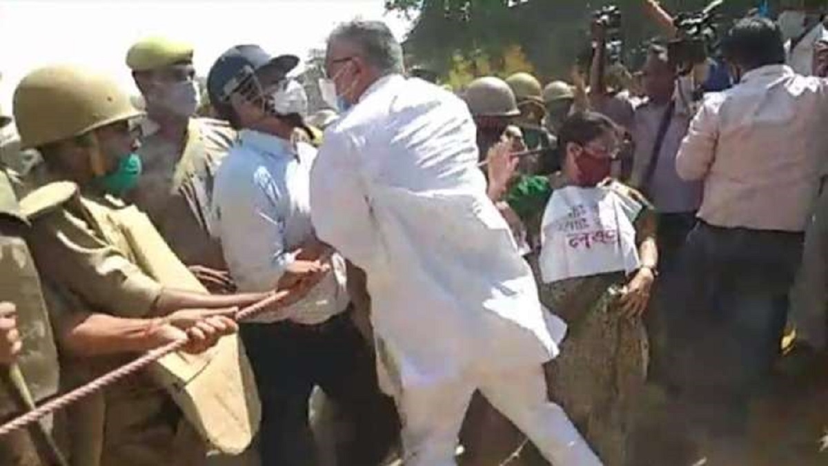 TMC MPs manhandled by UP police