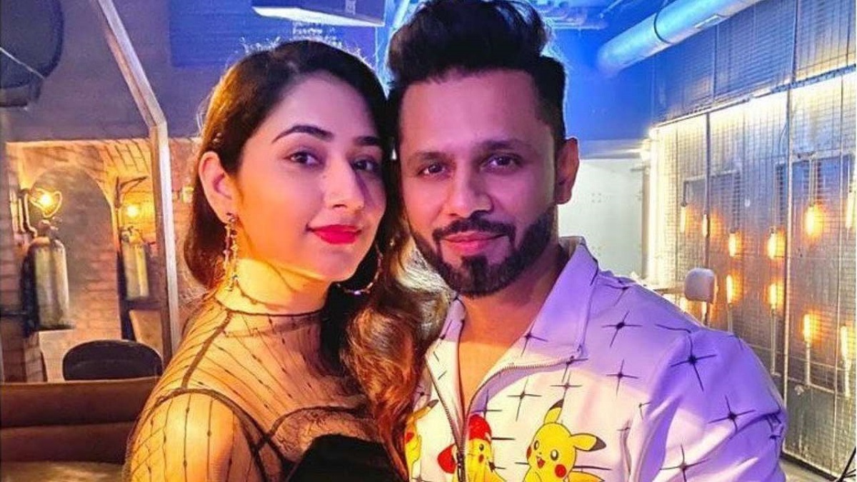 Disha Parmar reacts to her engagement rumours with Rahul Vaidya - NewsX