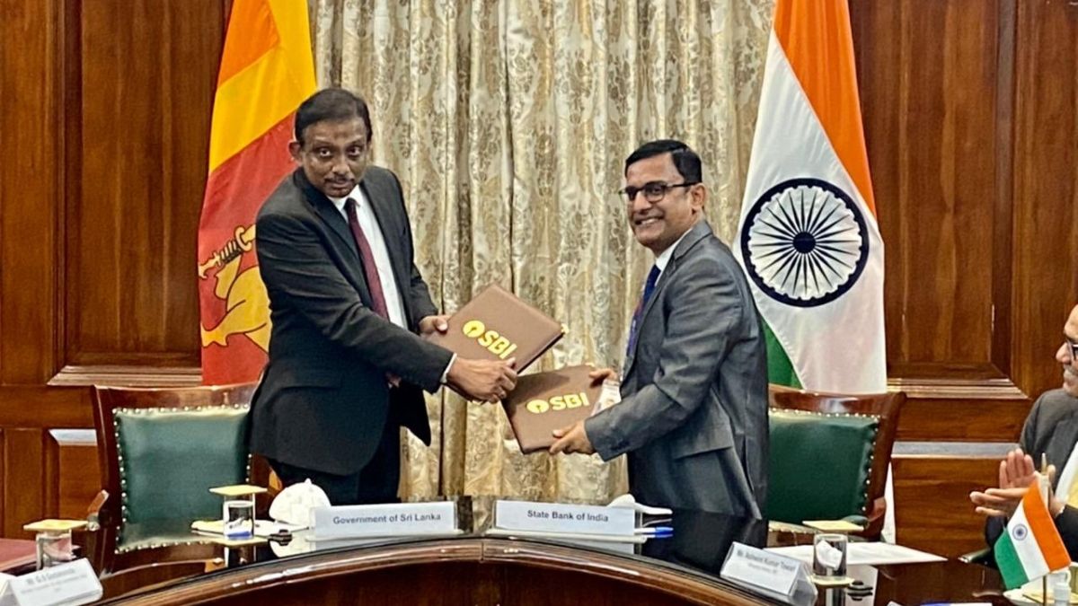 Sri Lanka secures 1 billion dollar loan