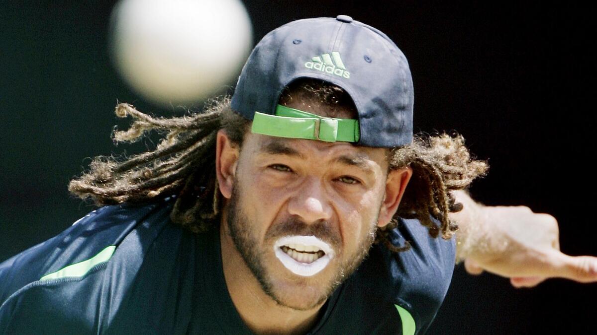 <strong>Andrew Symonds, a former Australian cricketer, died in a vehicle accident</strong>