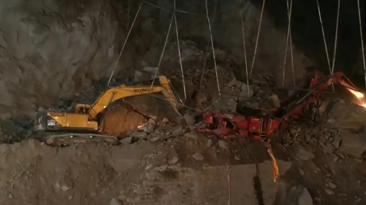 Jammu tunnel collapse:  3 rescued, 8 workers feared trapped