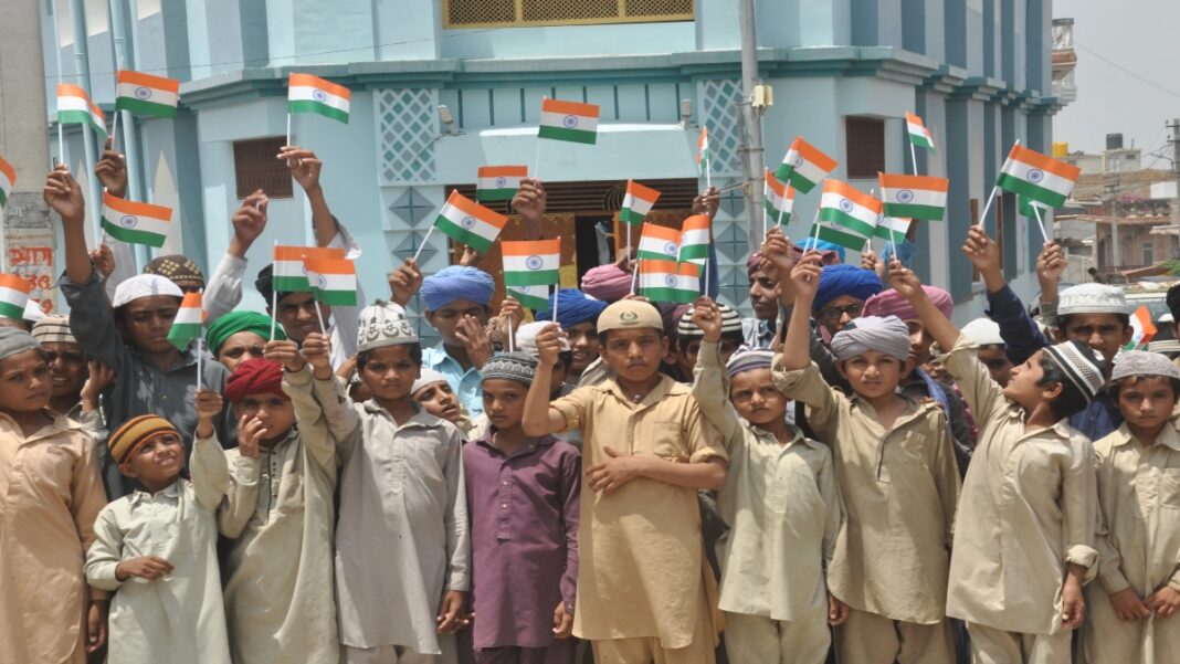 Jammu Madrasa Celebrates Campaign and Spreads Message of Unity
