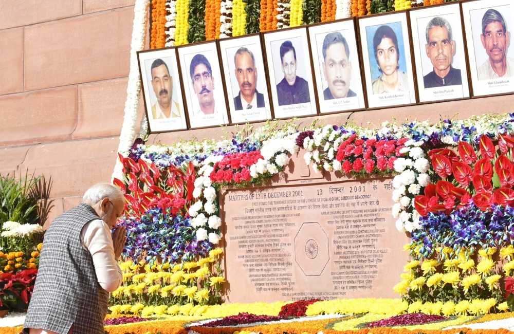 2001 Parliament Attack: PM Modi and Others Pay Floral Tribute