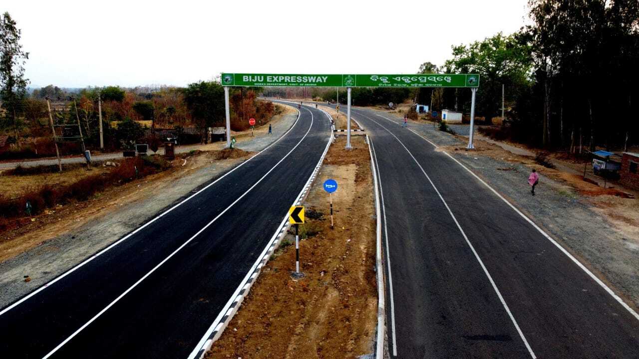 Odisha CM inaugurates Biju Patnaik expressway, economic corridor