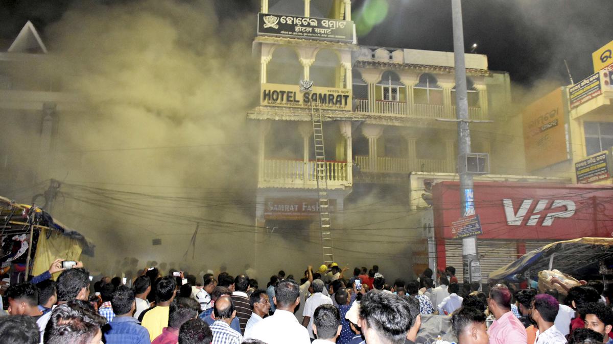 3 injured in major fire at Puri shopping mall, over 100 people rescued