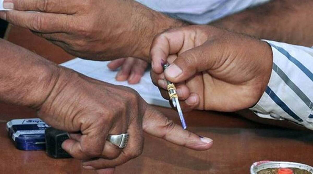 Counting of votes for Maharashtra by-polls underway