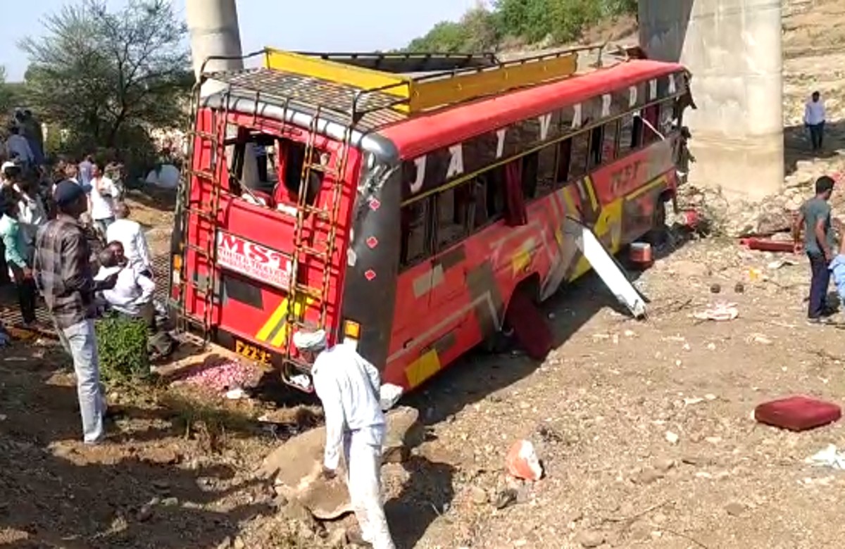 PM modi on Khargone Bus Accident