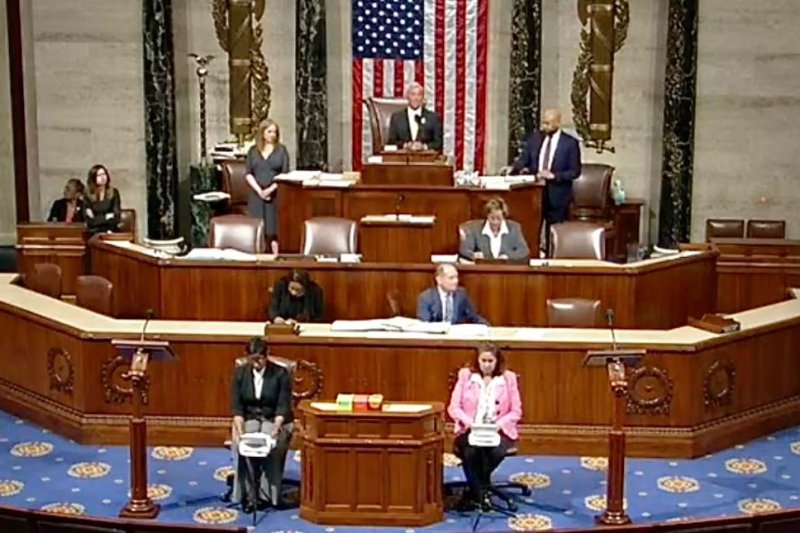US House of Representatives passes bill to raise debt ceiling