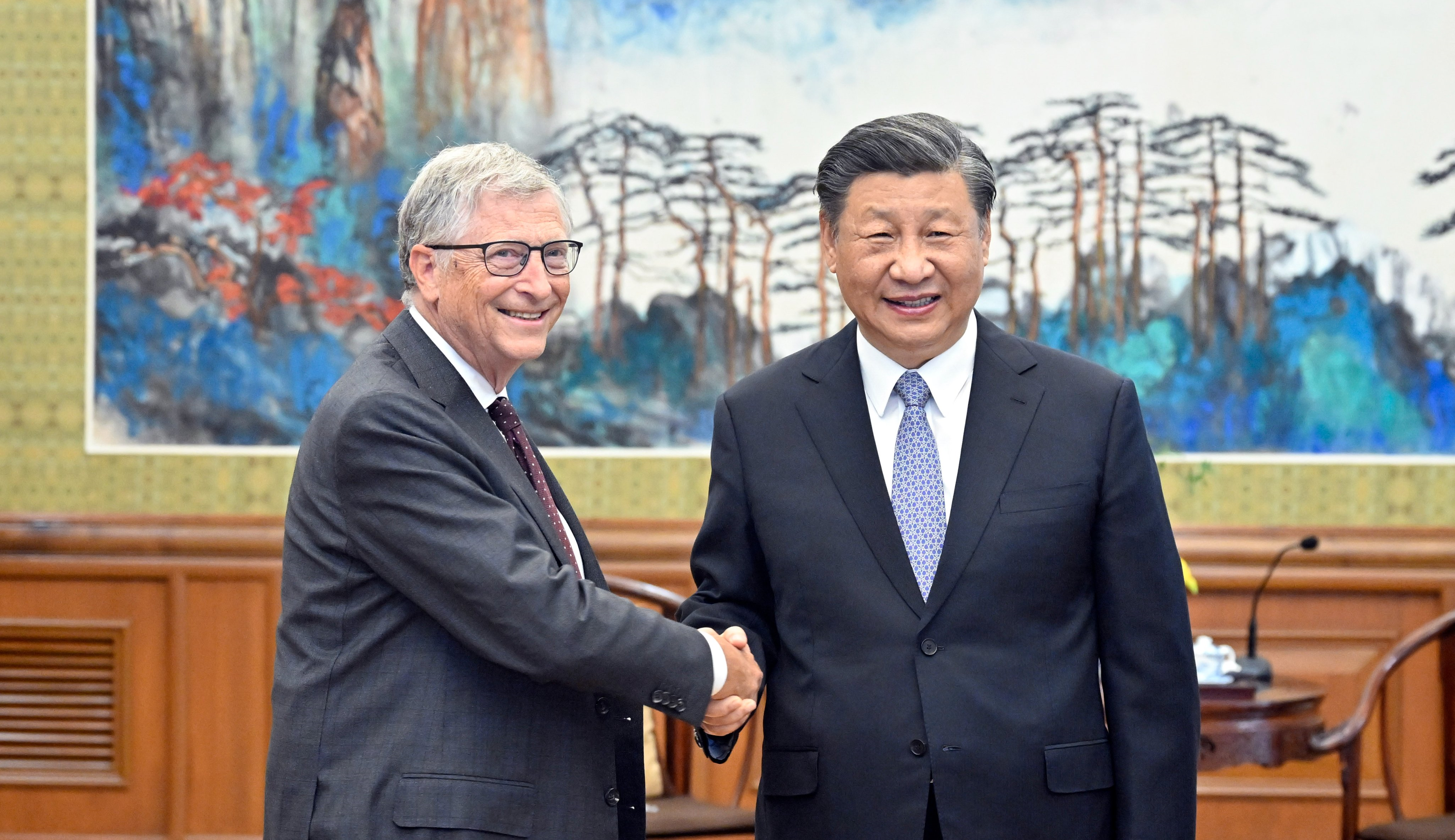 President Xi Jinping meets Bill Gates, calls him ‘friend’, says always placed hope in American People