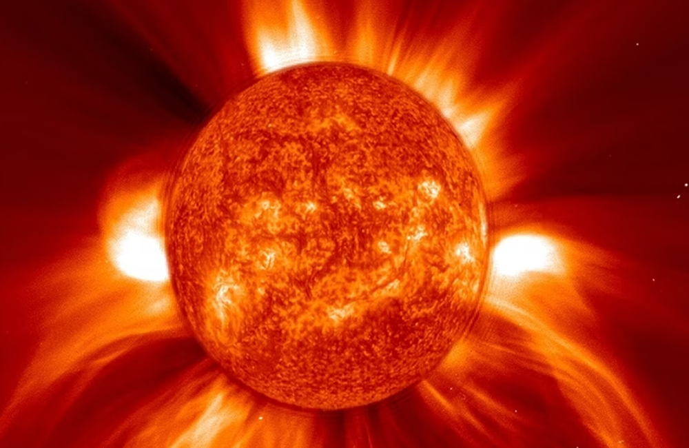 NASA Captures Image of Powerful X1.0 Solar Flare as Sunspot Group Unleashes Energetic Burst