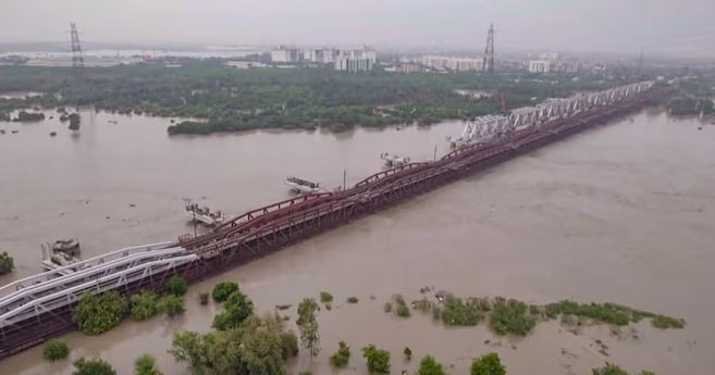 Yamuna River’s Water Level in Delhi Recedes Below Danger Mark After Flood Concerns