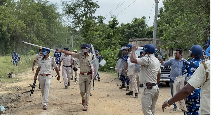 Rising death toll and violence taint Panchayat elections in West Bengal