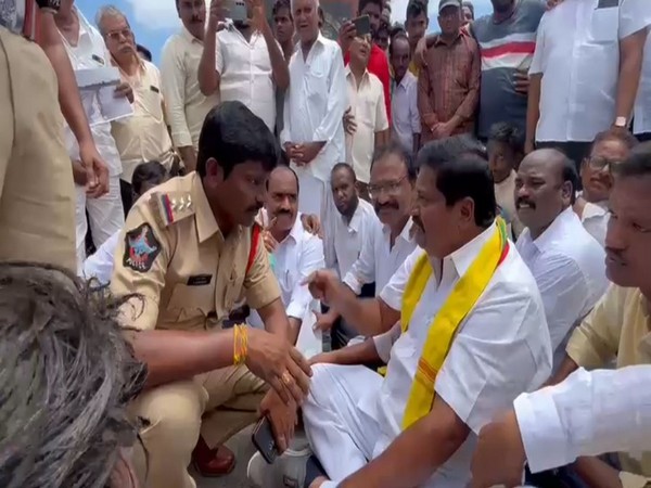 Police in Andhra Pradesh apprehend TDP leaders en route to sand dunes