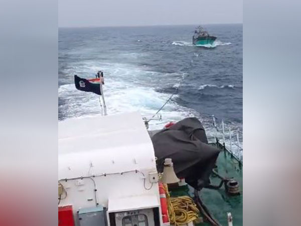 Tamil Nadu: Coast Guard rescues 9 fishermen from Sea