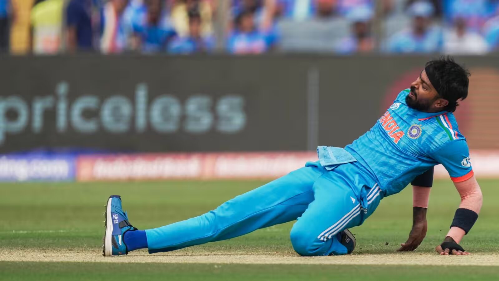 Hardik Pandya to Miss World Cup Match Against New Zealand Due to Injury