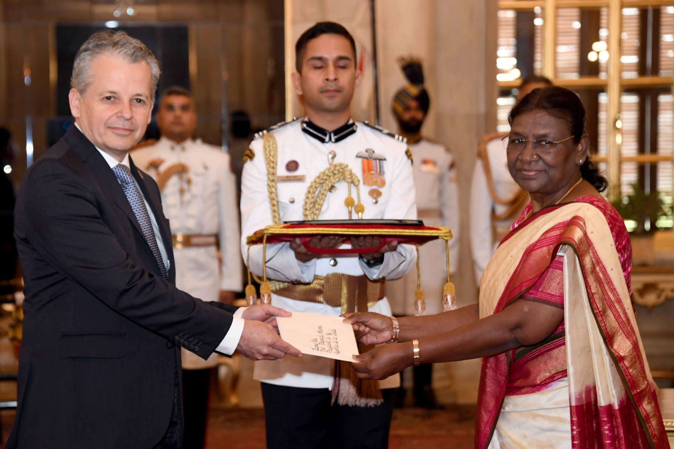 President Droupadi Murmu receives credentials from envoys of  6 nations