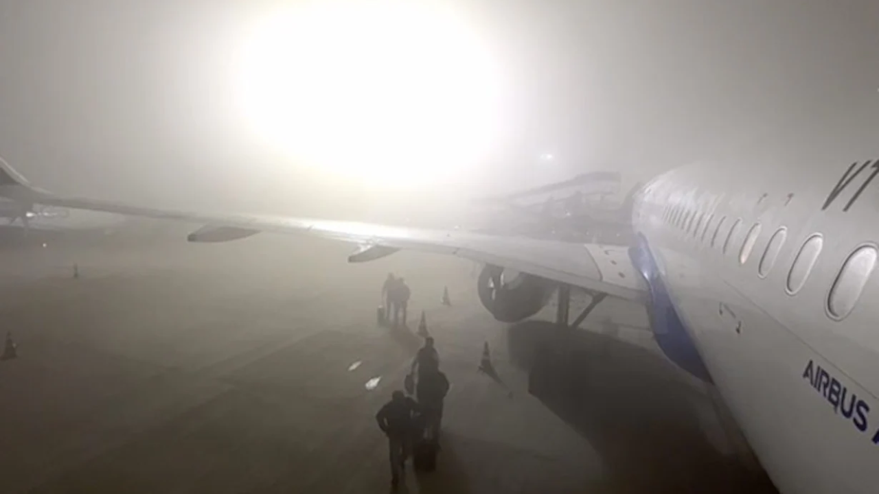 Fog Causes Delays at Delhi Airport: 11 International and 5 Domestic Flights Affected
