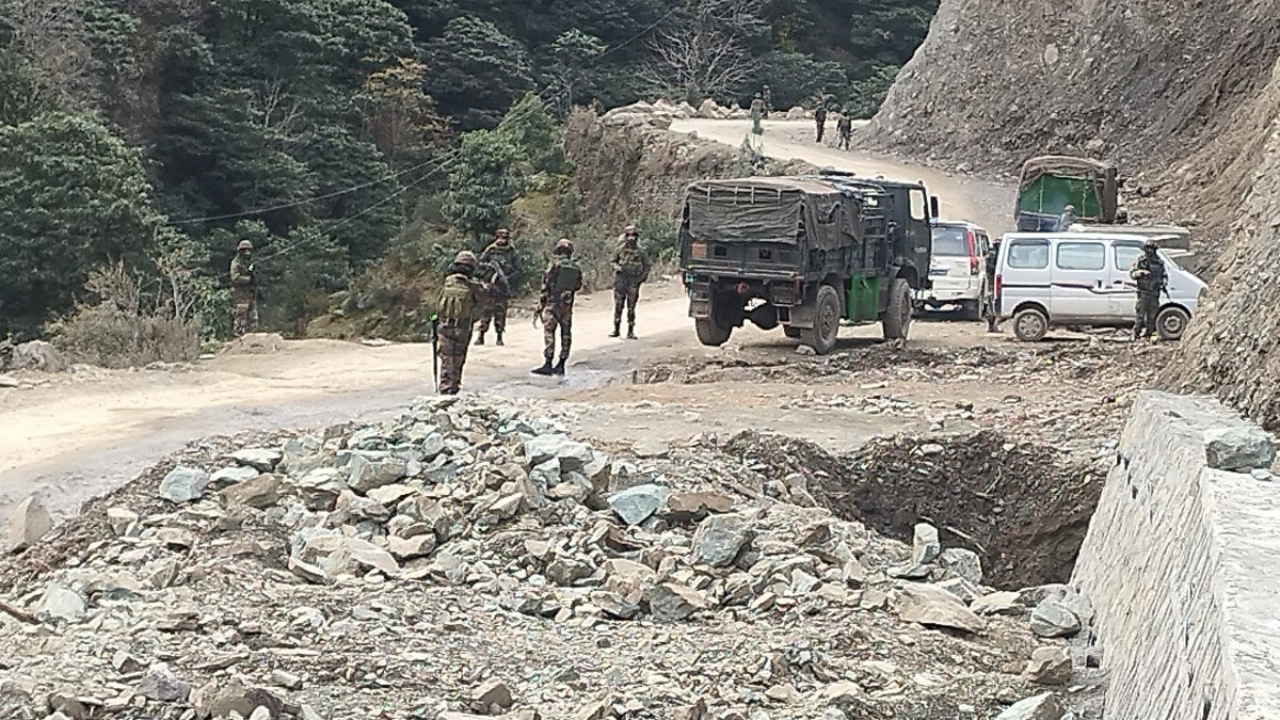 Poonch Terror Attack Prompts Mobile Internet Suspension Amid Ongoing Counter-Terror Operation