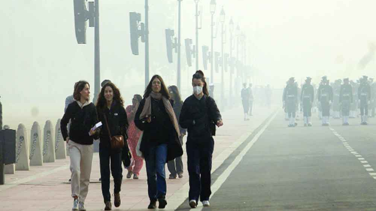 Delhi Faces Travel Disruptions as Dense Fog Causes Delays in Train Services