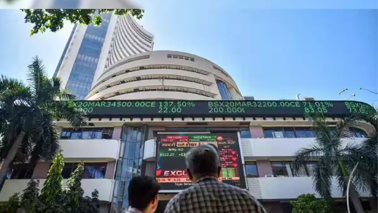 Indian Stocks Remain firm on Q2 GDP numbers, Nifty hits record high