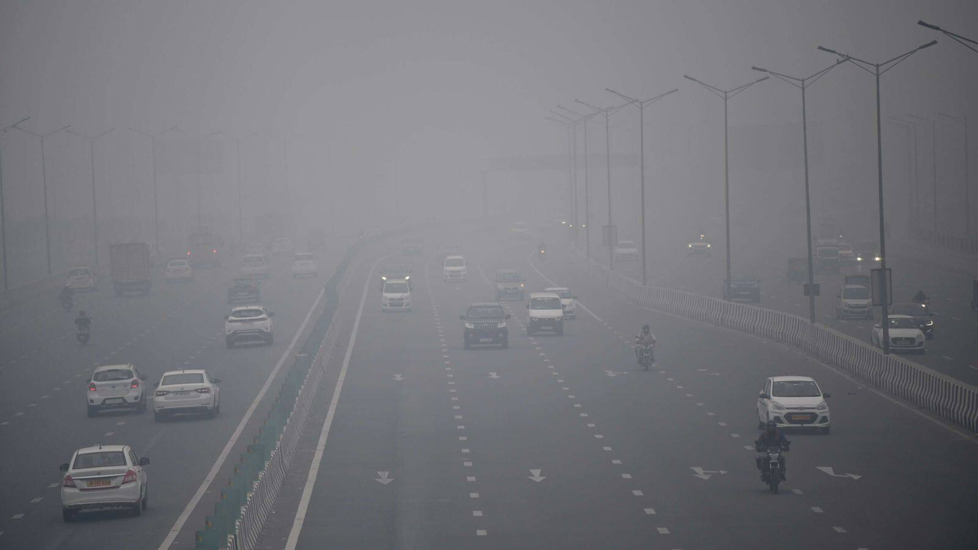 IMD Issues Fog Alert in 5 States including MP and WB