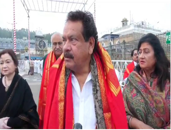 Union Minister SP Baghel Visits Sri Venkateswara Temple in Andhra Pradesh