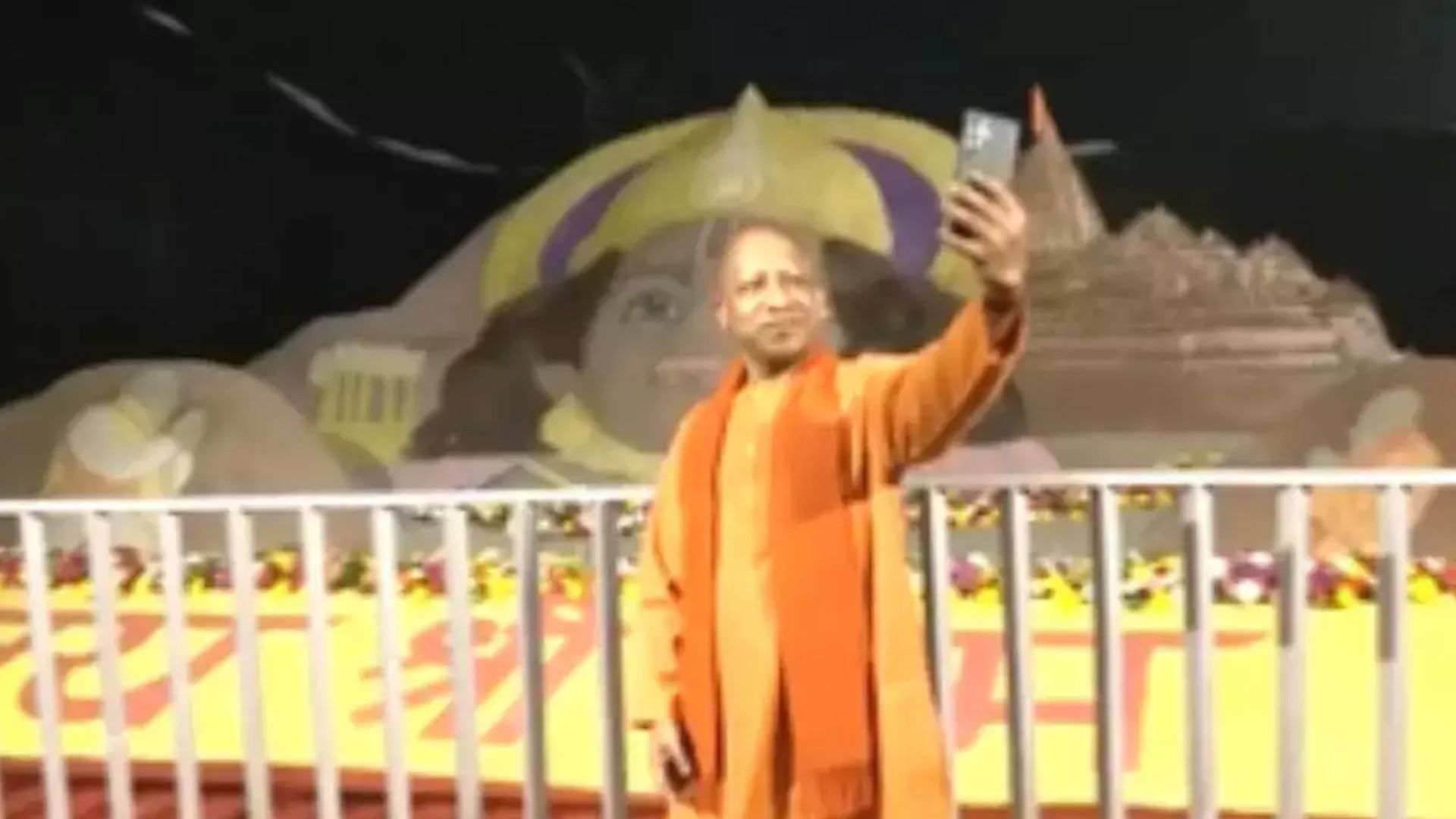 UP CM Yogi takes selfie with Lord Ram sand art