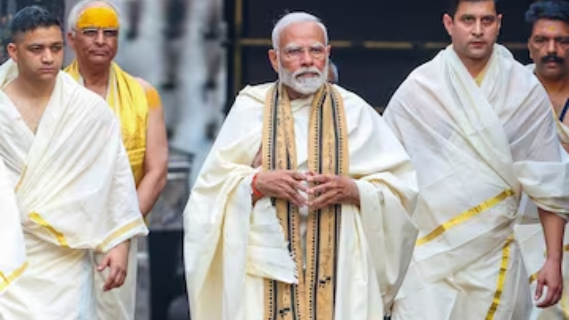 PM Modi Arrives in Trichy, Marks Historic Visit to Ranganathaswamy Temple