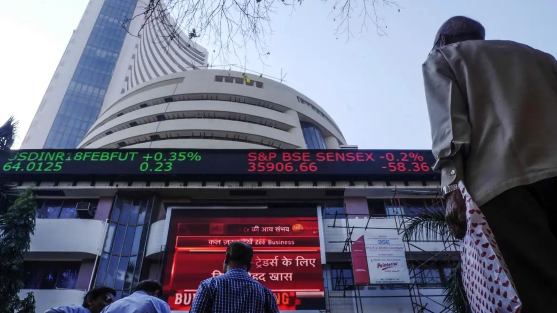 Indian Stocks End Budget Day on a Downward Note in a Rollercoaster Ride