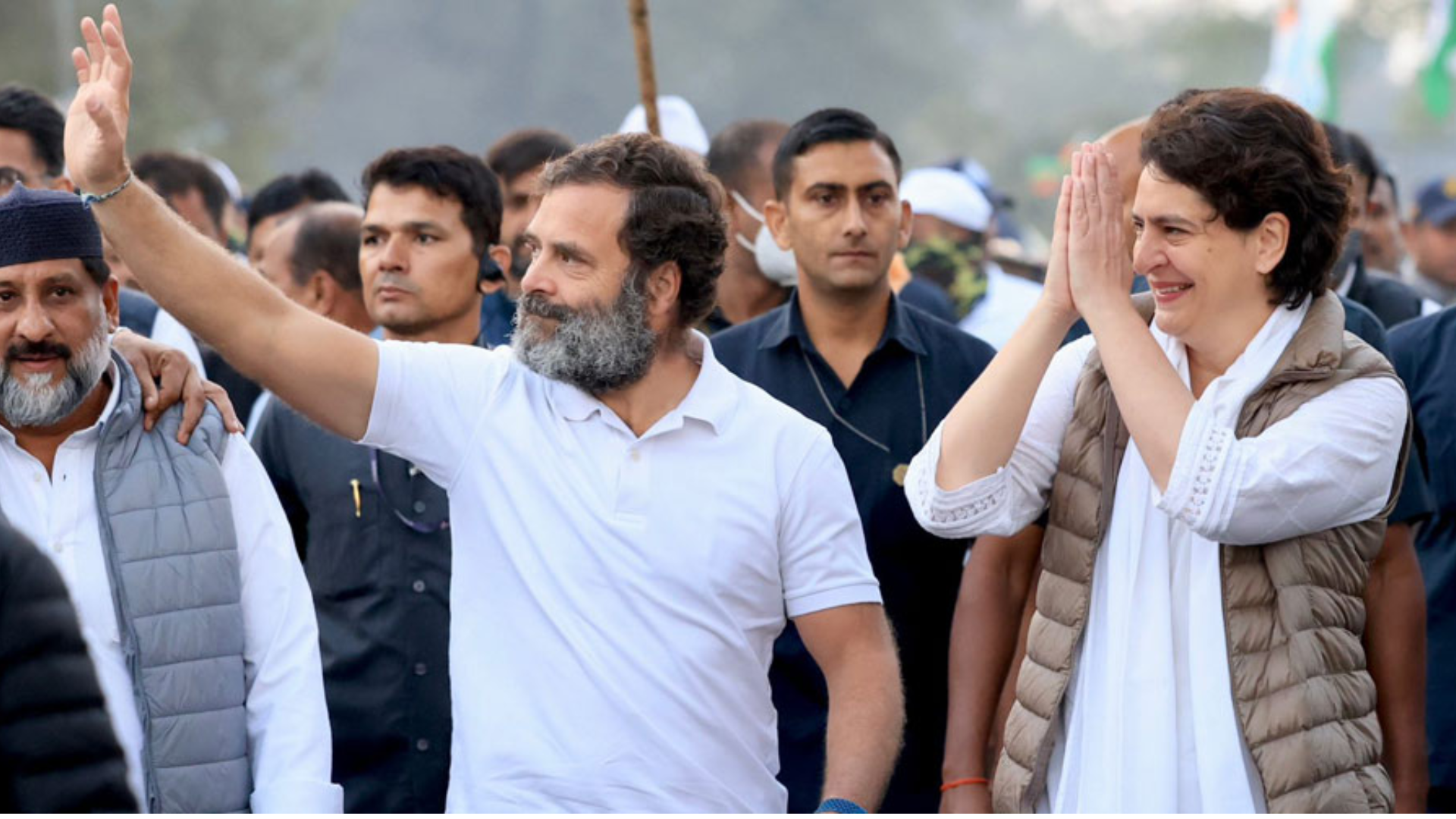 Priyanka Gandhi Vadra joins Rahul Gandhi in leading the Bharat Jodo Nyay Yatra in Aligarh, U.P