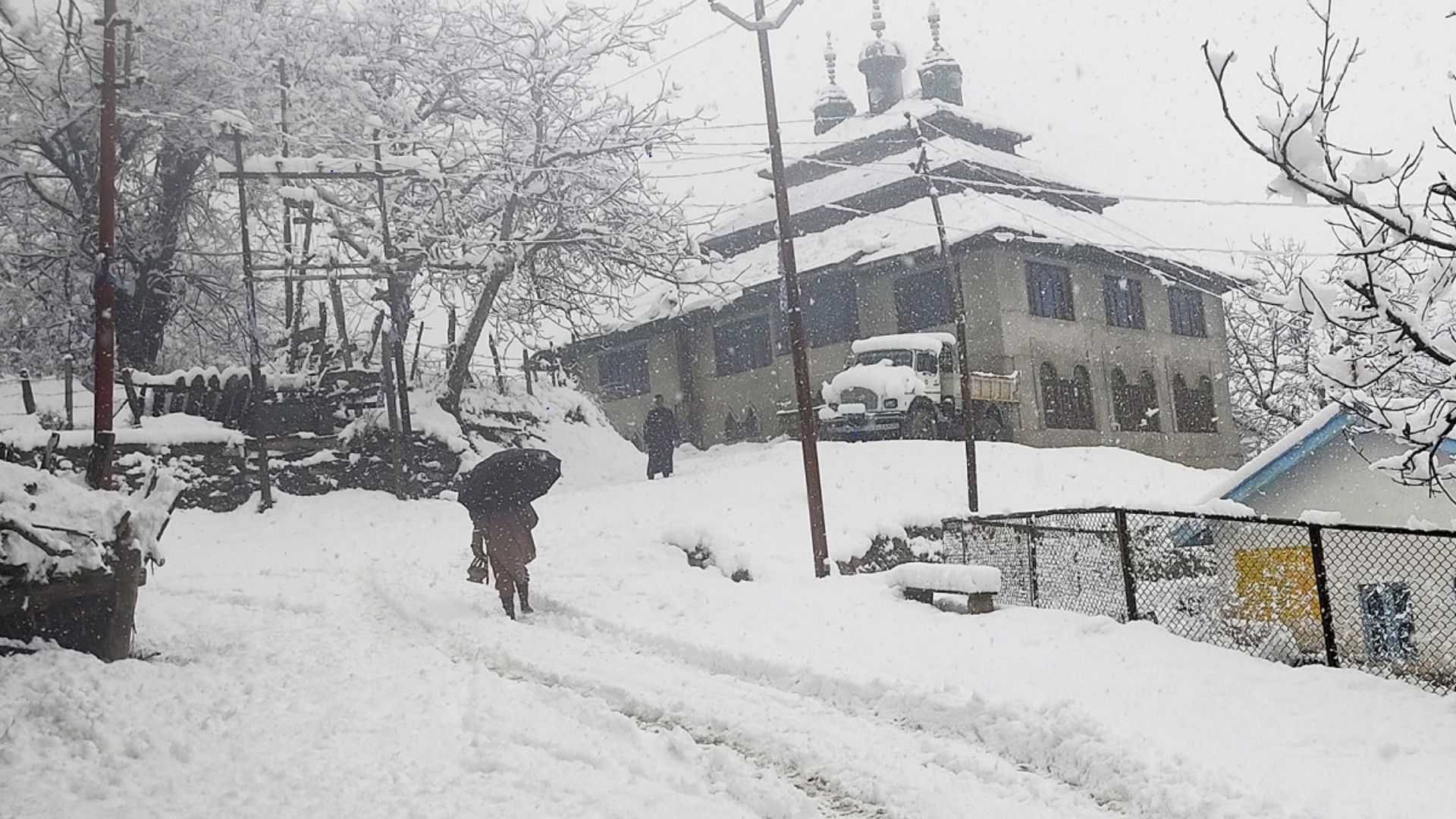 Cold Wave Tightens Grip On J&K; Rain Forecast In Northwest India