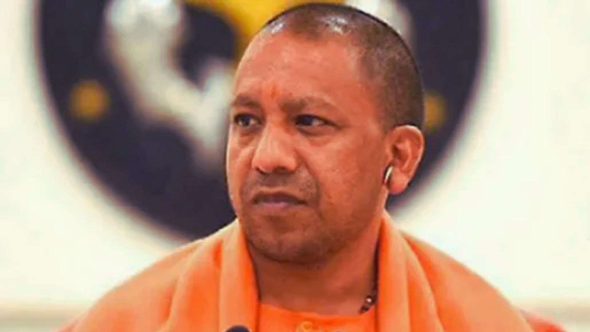 Chief Minister Yogi Adityanath’s Stern Warning to Officials