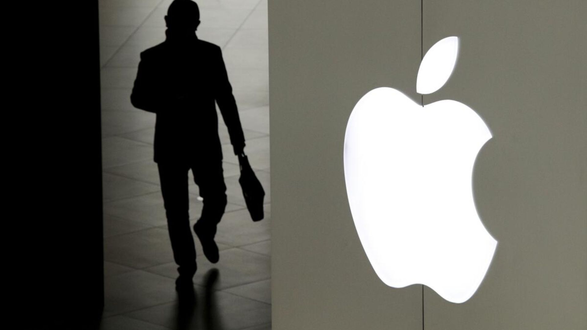 US Department of Justice Files Antitrust Lawsuit Against Apple, Alleging Monopolistic Practices
