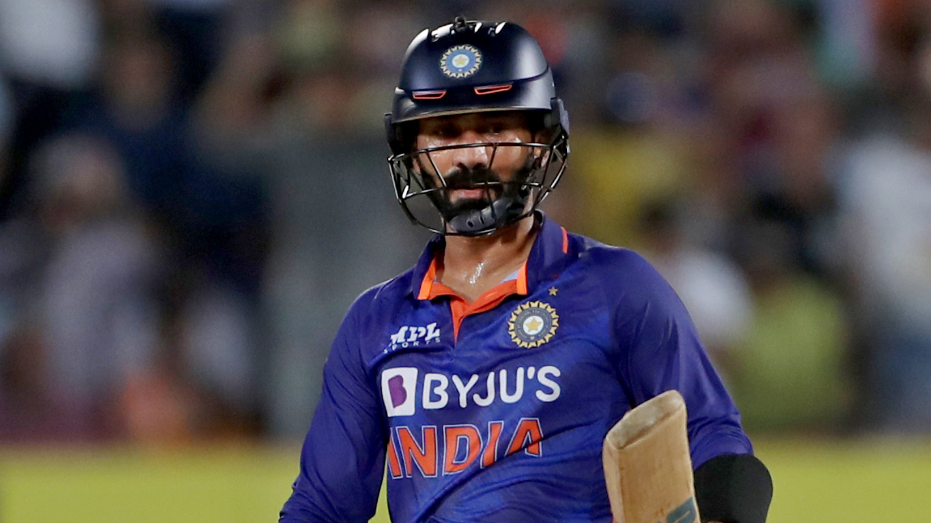 Dinesh Karthik Gets Furious At Tamil Nadu Coach For Throwing The Captain “Under The Bus”