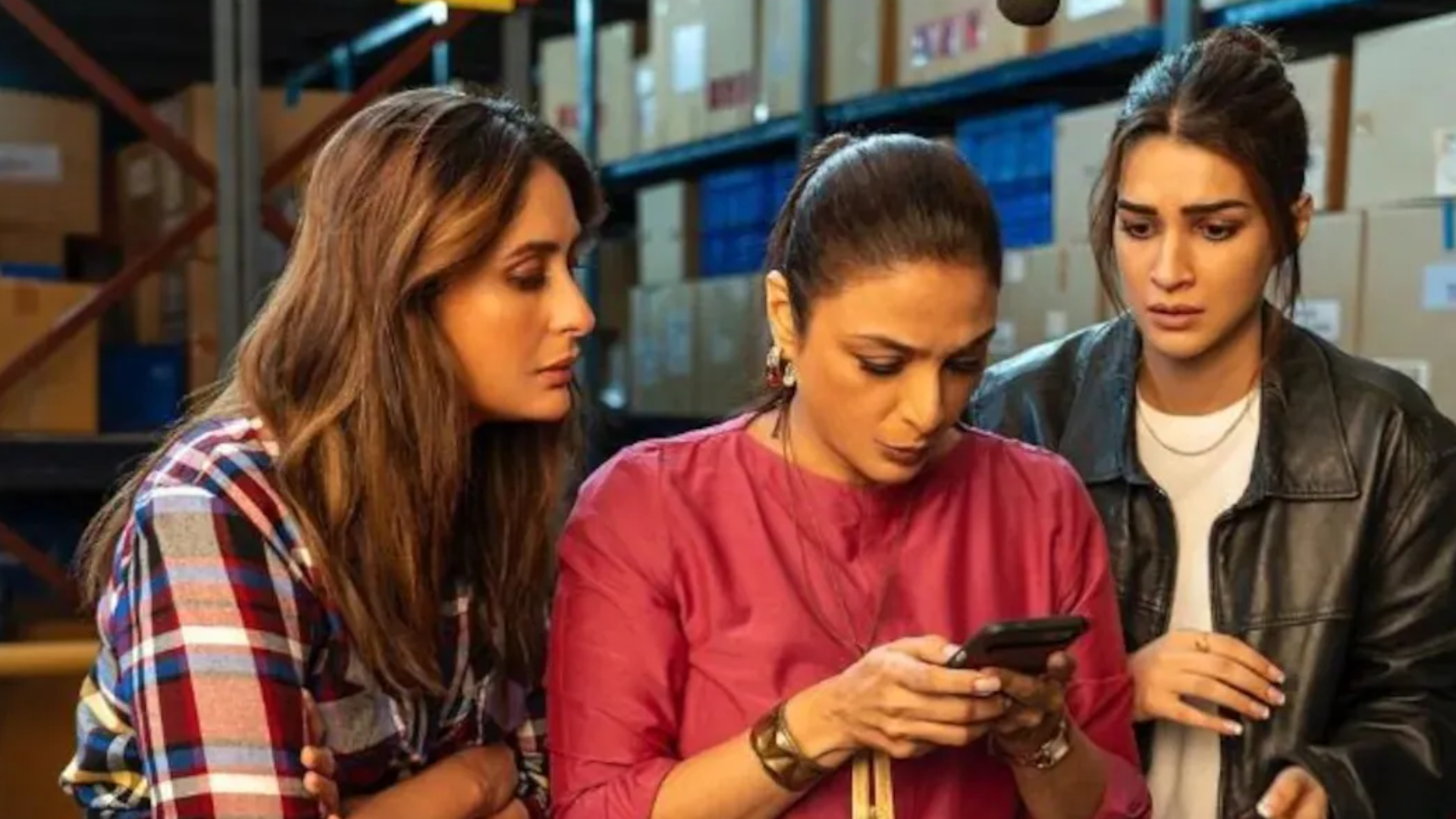 Crew Box-Office Day 2: Kareena Kapoor-Kriti Sanon Starrer Heist Comedy Rakes-In Nearly Rs.10 Crore