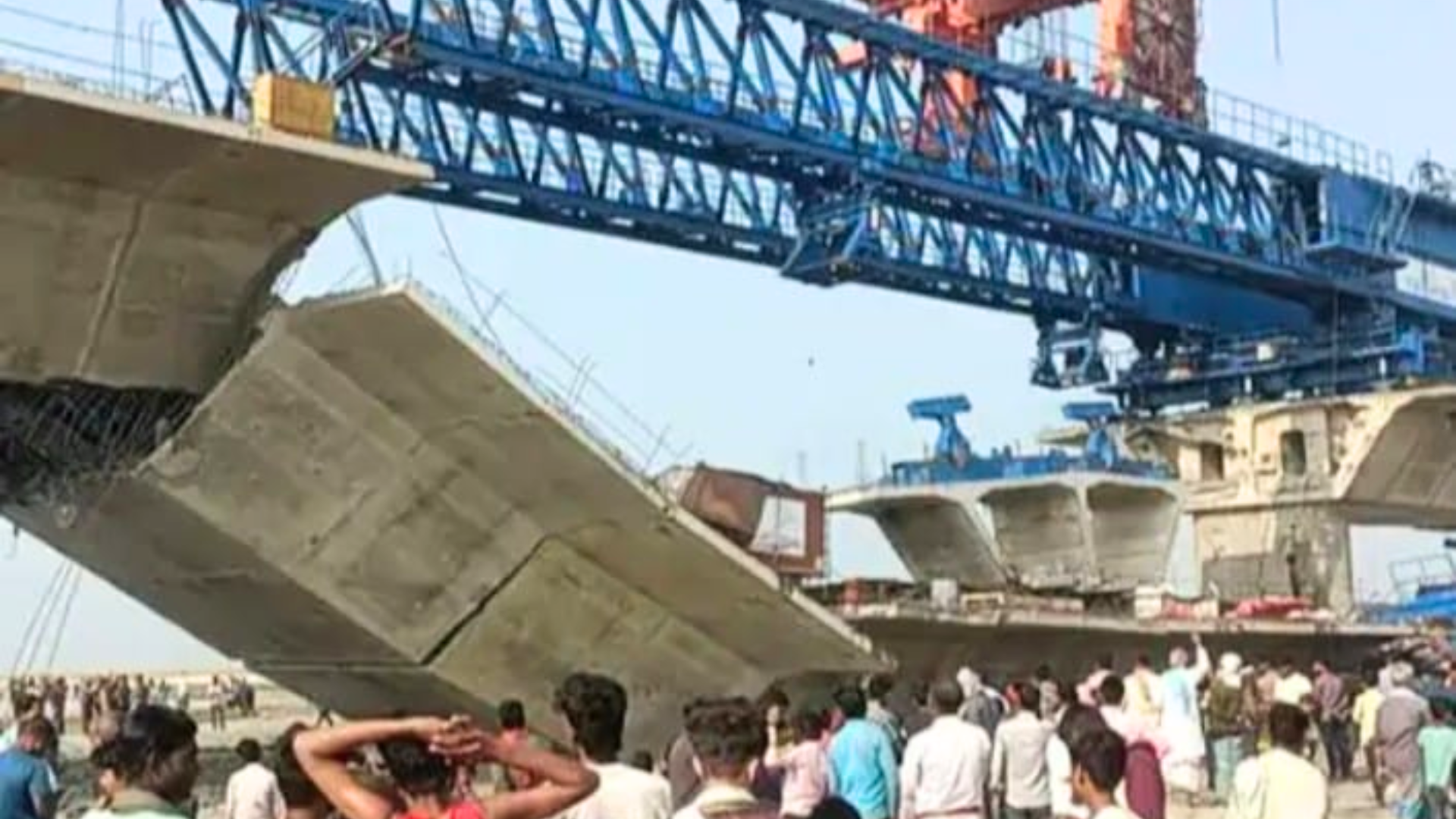 Bihar: 1 Dead, 30 Feared Trapped After Under-Construction Bridge Over River Kosi Collapses In Supaul