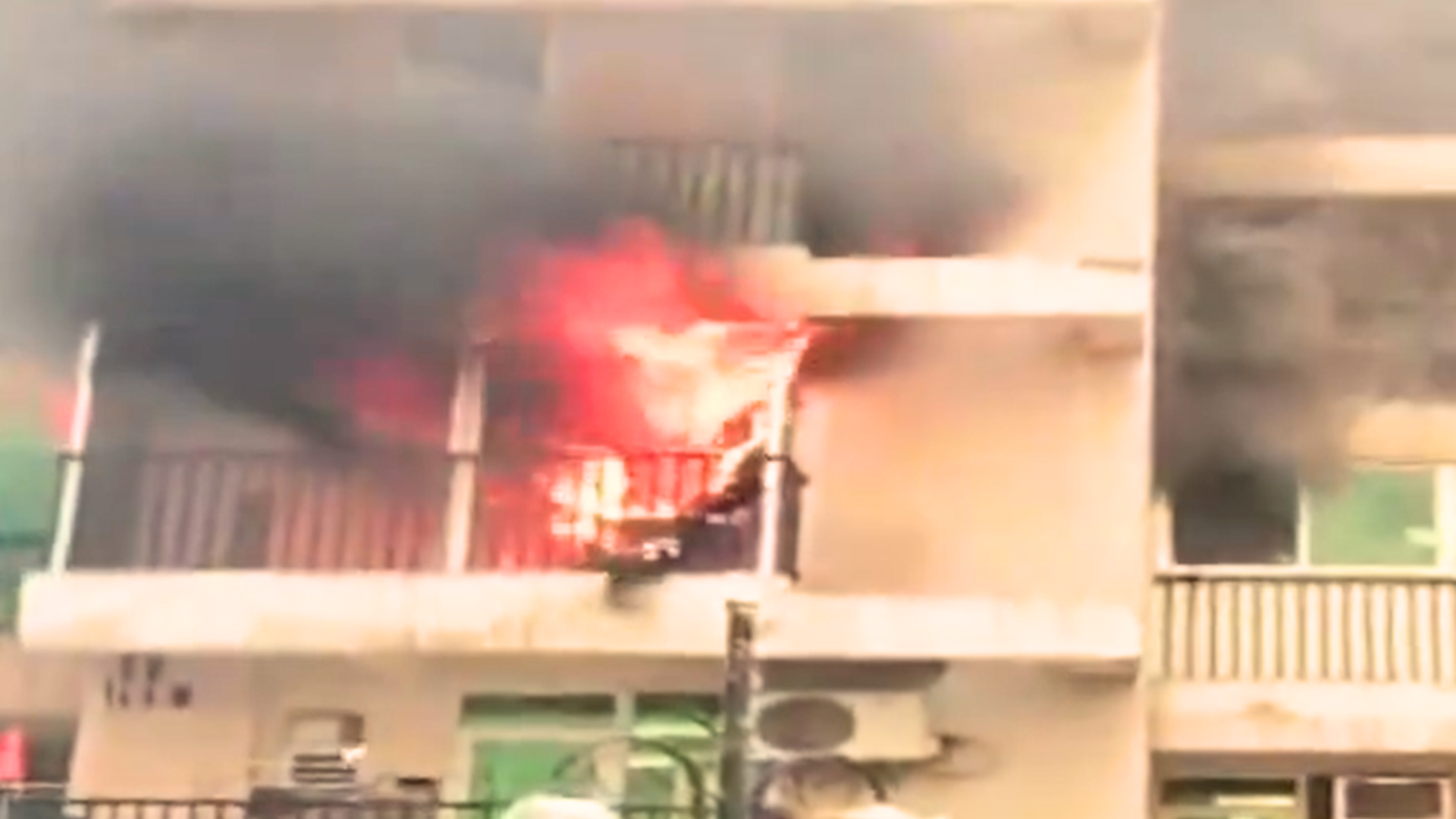 Major Fire Breaks Out In Greater Noida’s Gaur City 2 High Rise Flat
