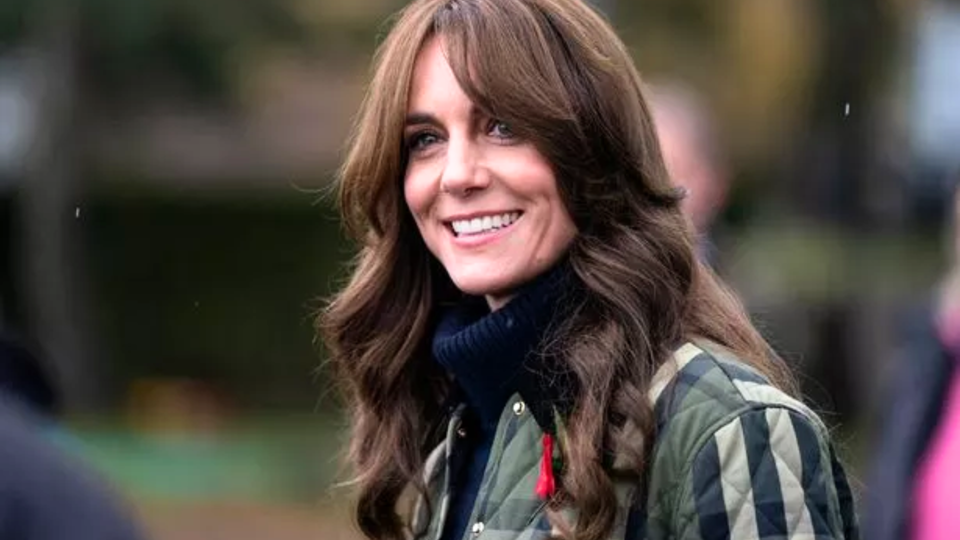 Kate Middleton Apologises For ‘Any Confusion’ Over Photoshopped Mother’s Day Pic