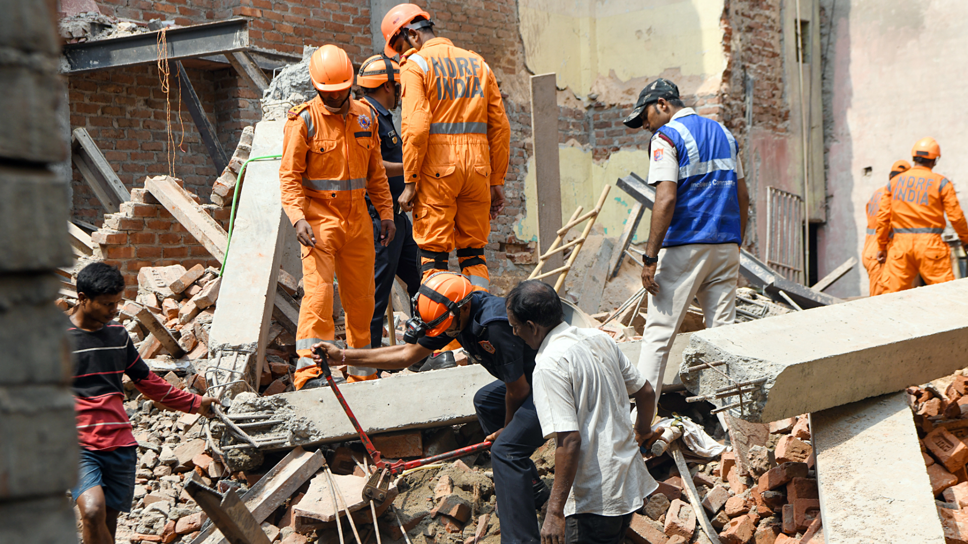 Two Dead, One Critically Injured In Building Collapse In Delhi’s Kabir Nagar