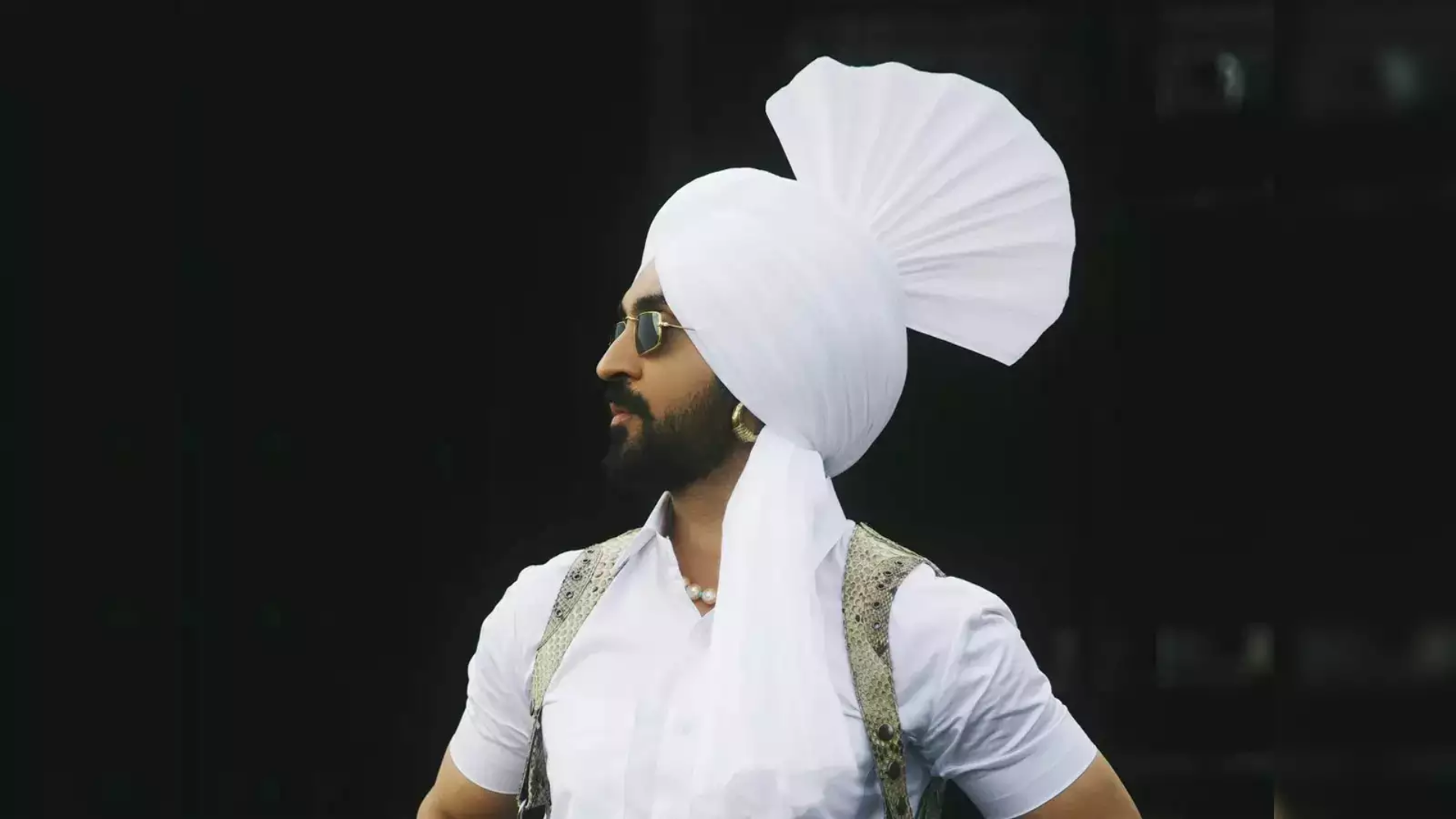 Actor’s Friend Reveals: “Diljit Dosanjh Married To An……..”