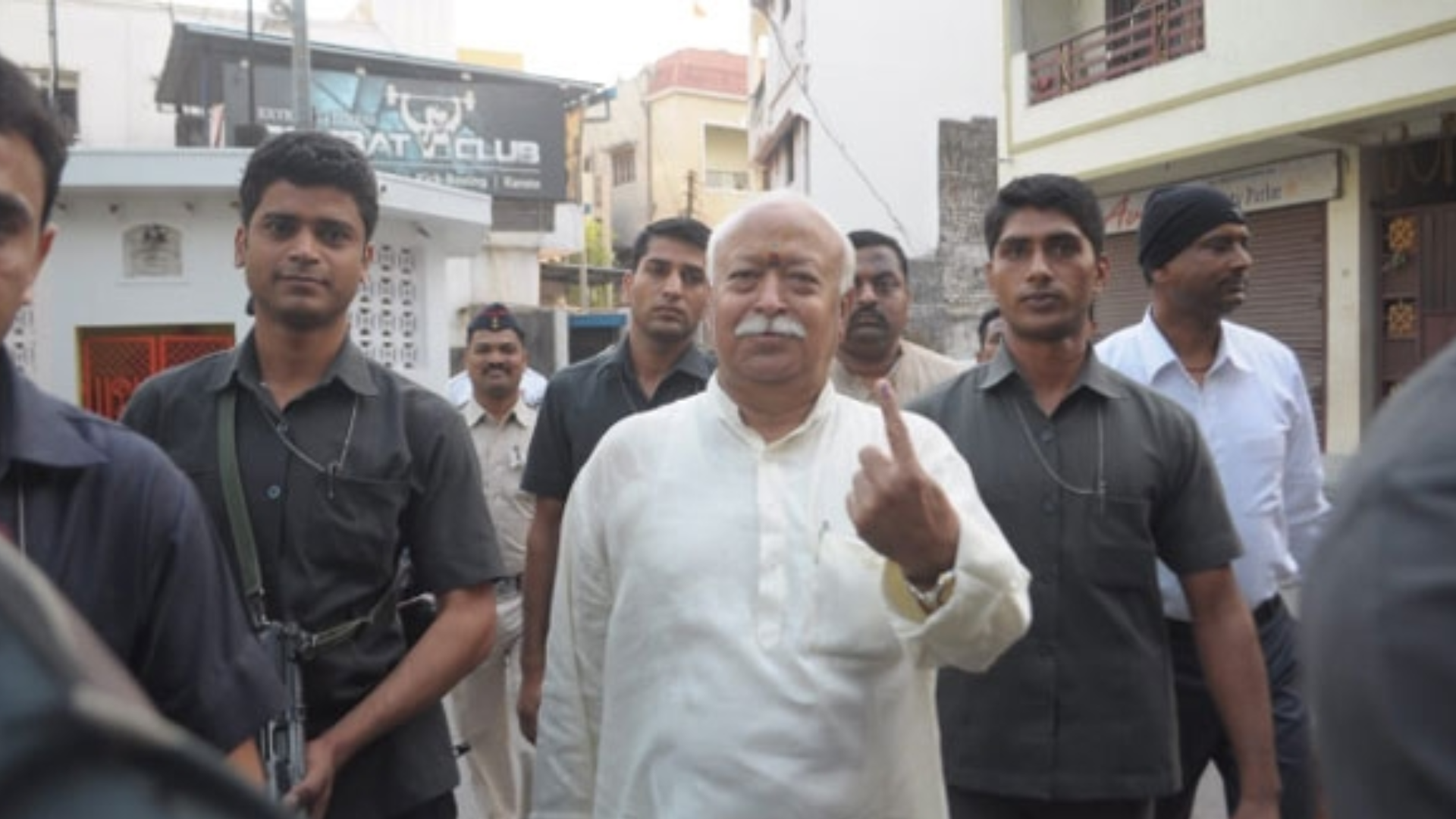 Lok Sabha Elections 2024: RSS Chief Mohan Bhagwat Casts Vote In Nagpur