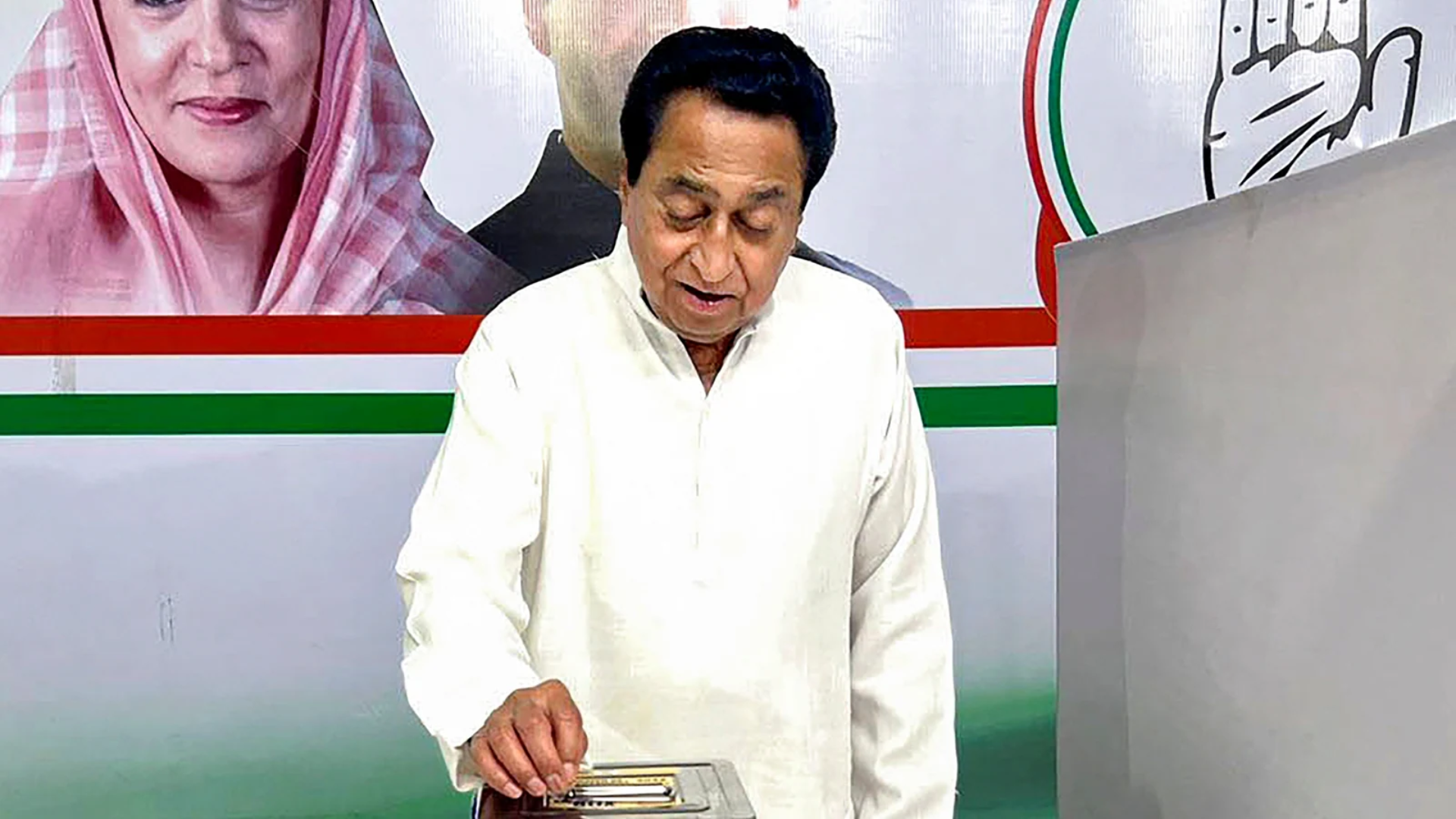 Lok Sabha Elections 2024: Kamal Nath Votes In First Phase of LS Polls, Expresses Confidence In Chhindwara Electorate