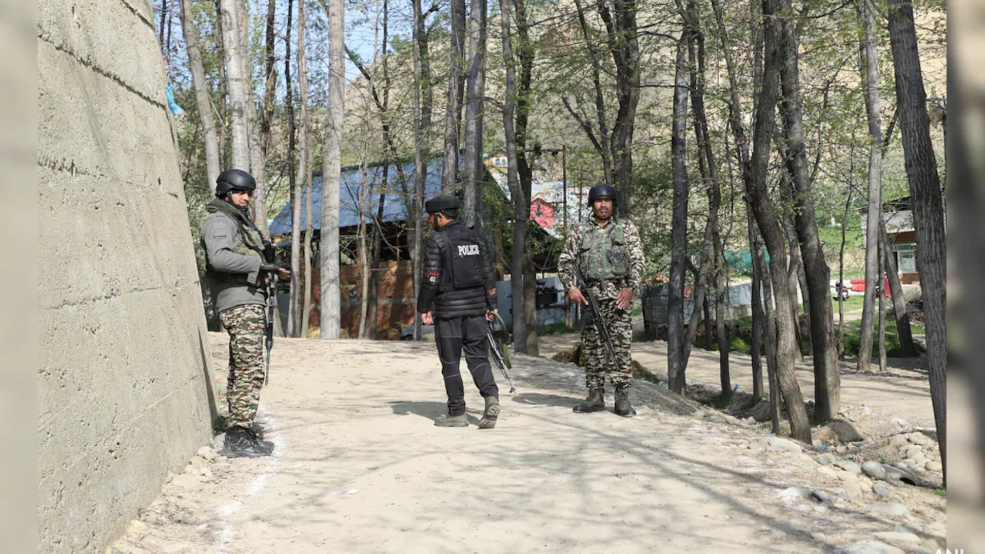J&K Police Discover Terrorist Hideout, Confiscate Arms And Explosives