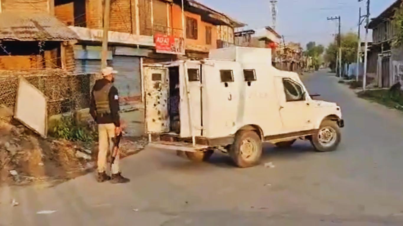 Jammu & Kashmir: Security Forces Launch Operation In Baramulla’s Sopore To Neutralize Hiding Terrorists