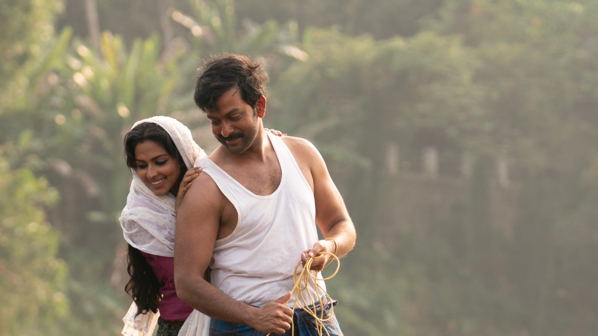 Prithviraj’s 'Aadujeevitham' Proves to Be a Dud in Hindi, Here’s Why Malayalam Films Don’t Work in the North | Exclusive